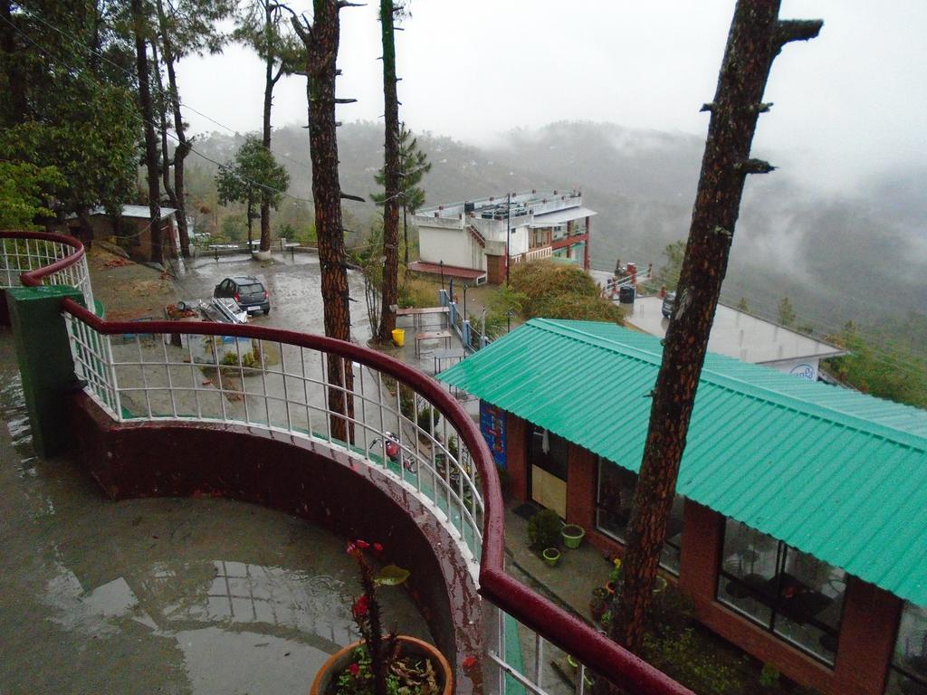 New Dolma Hotel Almora Exterior foto
